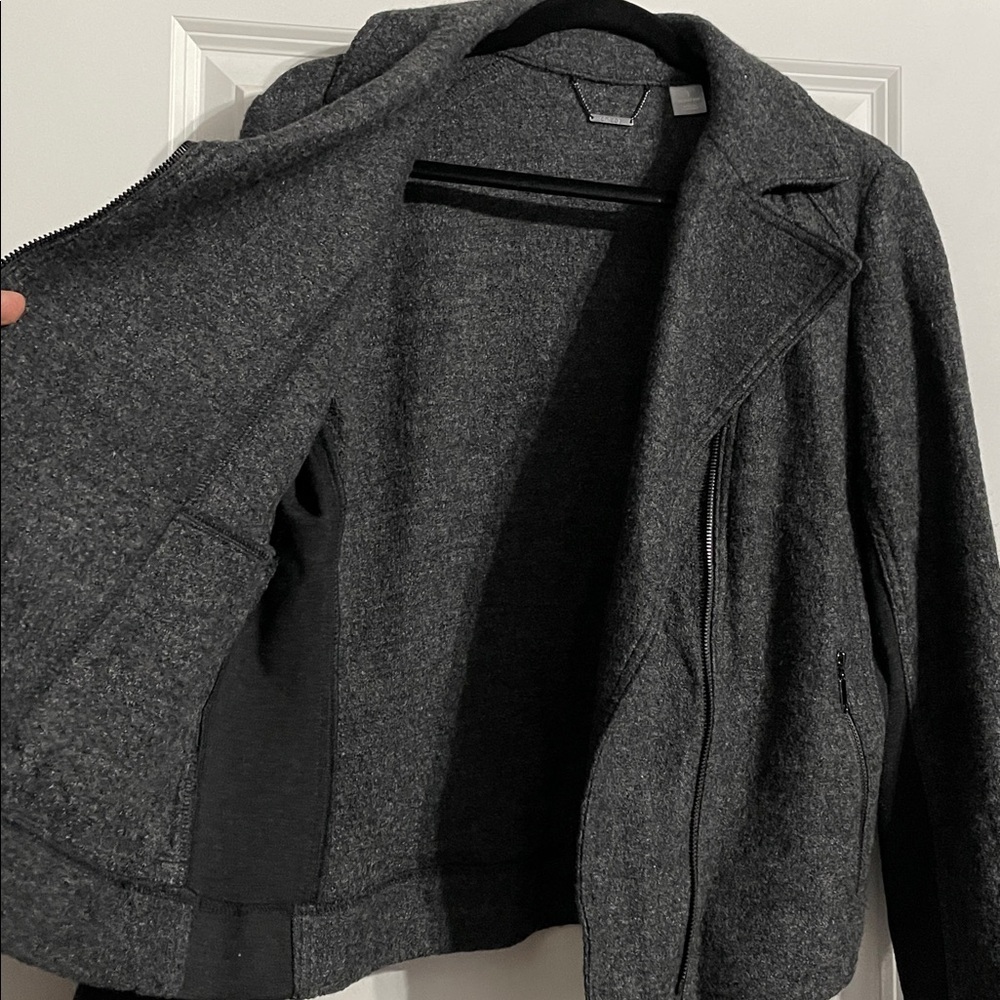 CHICOS Gray Boiled Wool Blend Knit Zip Front Moto Biker Jacket Coat Size Medium - Picture 12 of 15